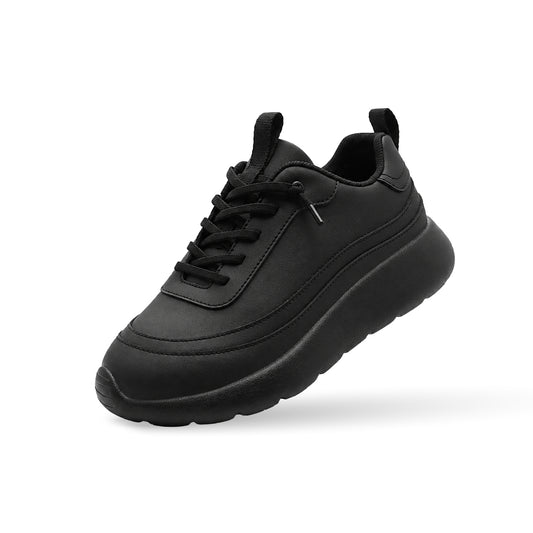 Cloud Ripple Faux Leather Trainer – باللون الأسود