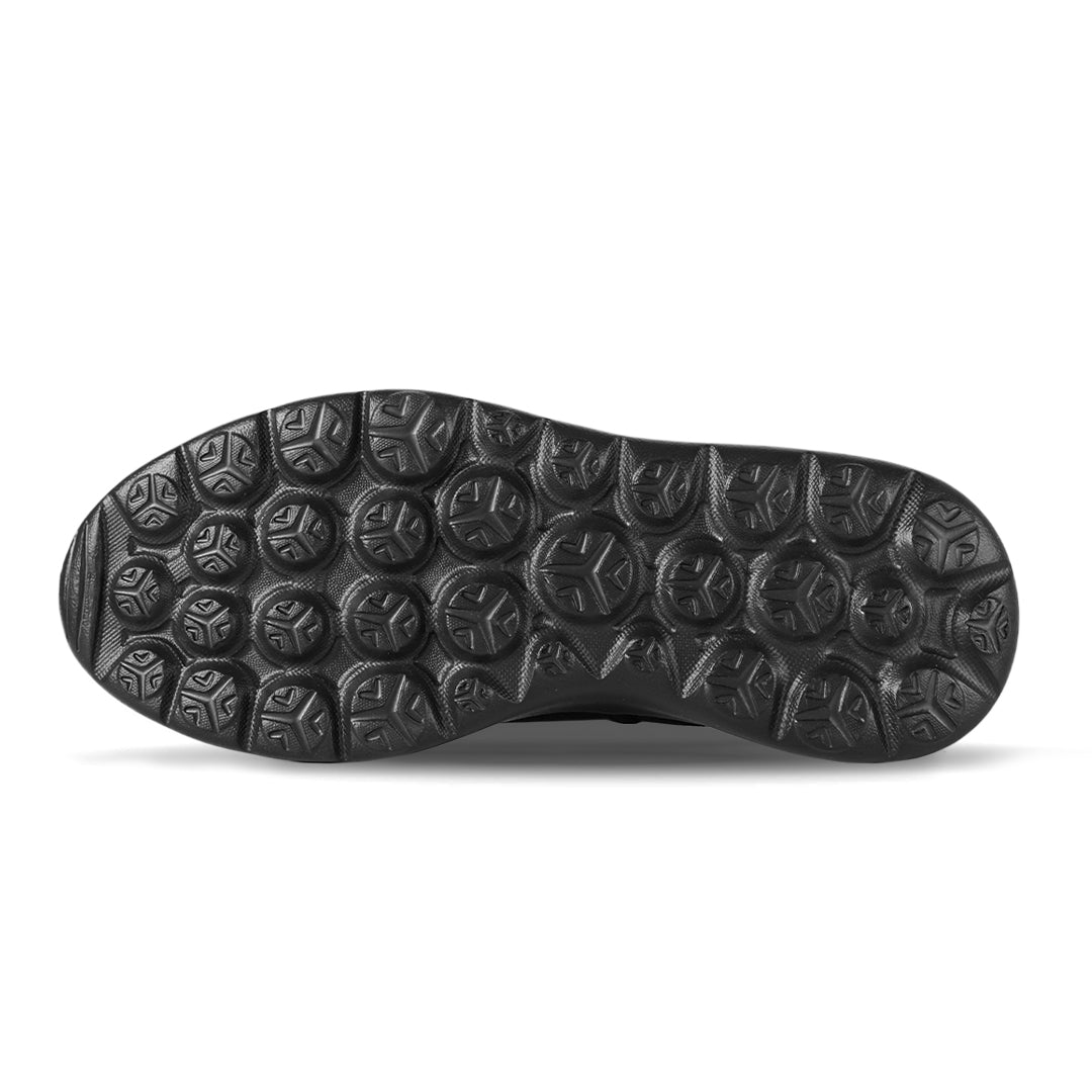 Cloud Roam - Carbon Black