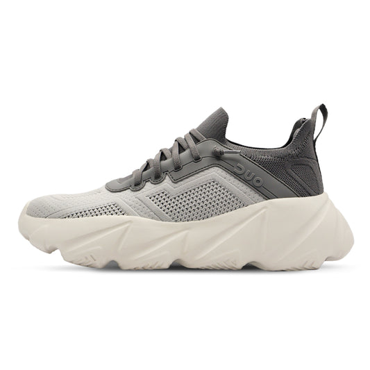 Breeze Nexus Knit Runner Sneaker – باللون الرمادي الفاتح / الرمادي الداكن