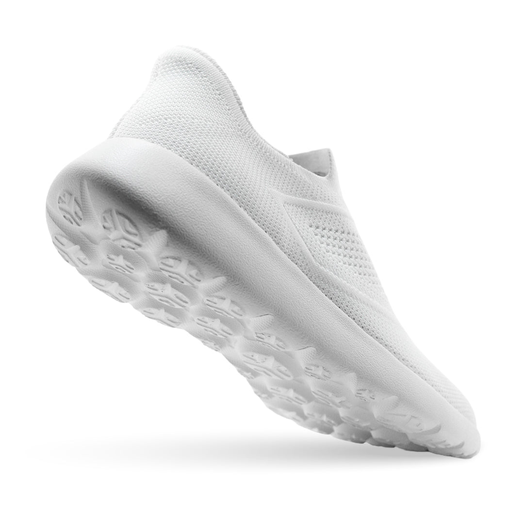 Cloud Roam Hands Free Trainer - White