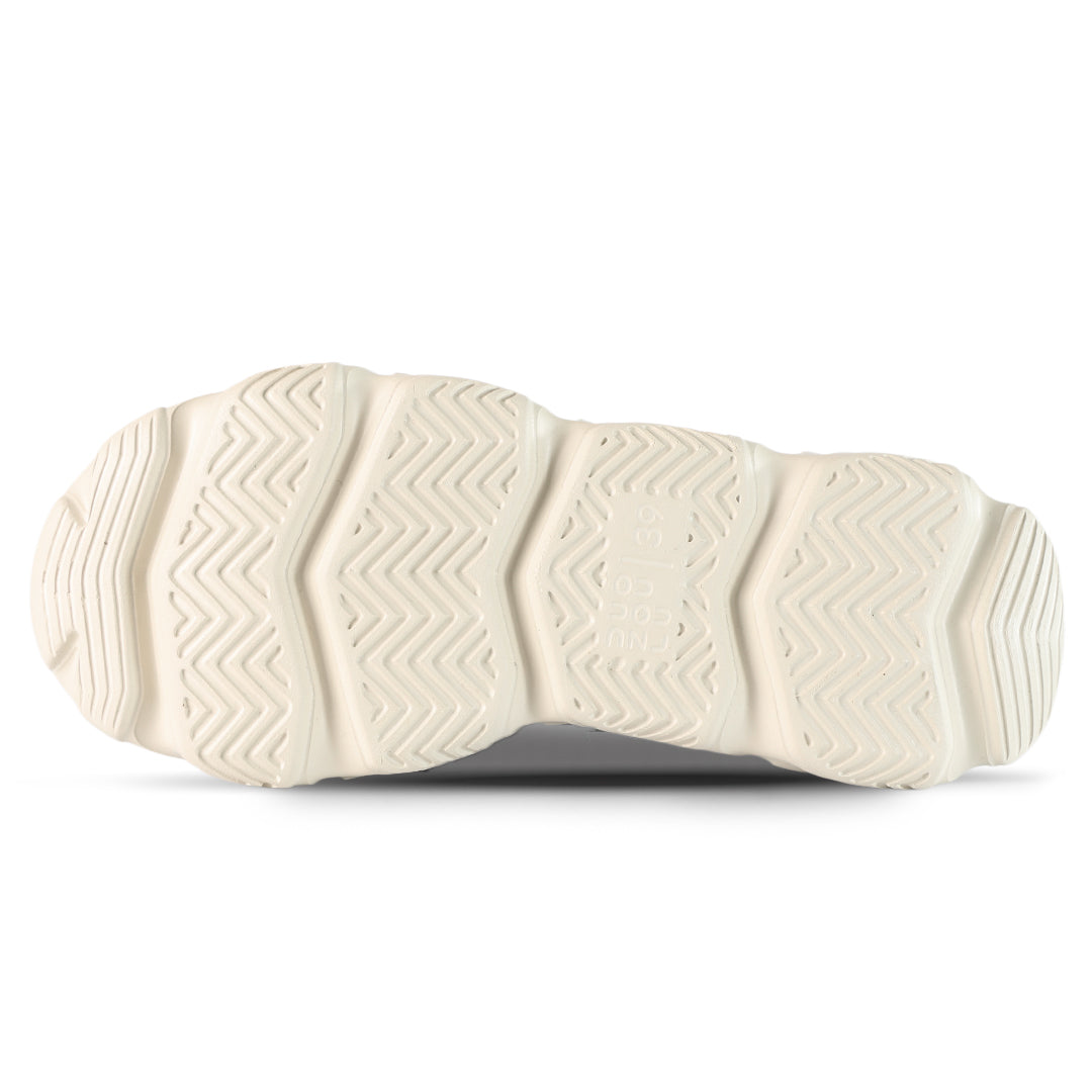 Breeze Wander Runner Sneaker - Light Grey